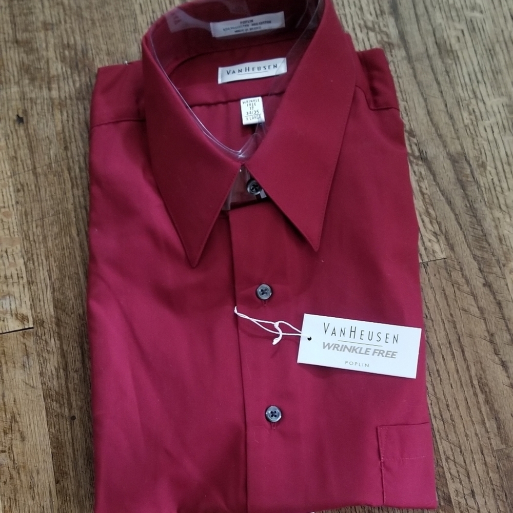 Van Heusen Poplin Button Down